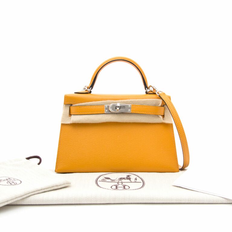 Hermes Kelly Mini II Handbag Moutarde Yellow Chevre Mysore With Gold  Hardware 20 at 1stDibs