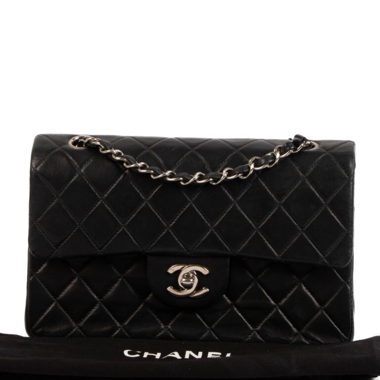 Pre-Loved Chanel Lambskin Quilted Small Single Flap Bag Black