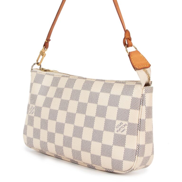 Damier azur sales canvas pochette
