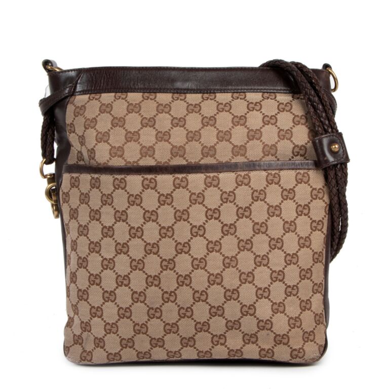 gucci shoulder bag monogram
