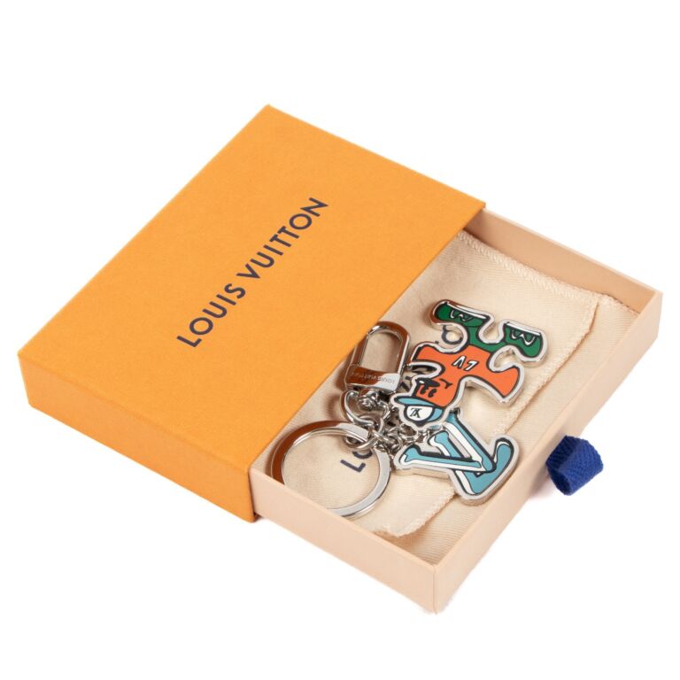 Louis Vuitton Puzzle Friends Key Charm ○ Labellov ○ Buy