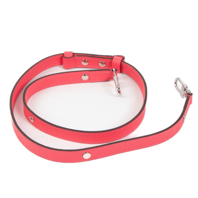 上品スタイル Louis Vuitton Pink Leather Strap ○ Labellov ○ Buy and Sell 小物
