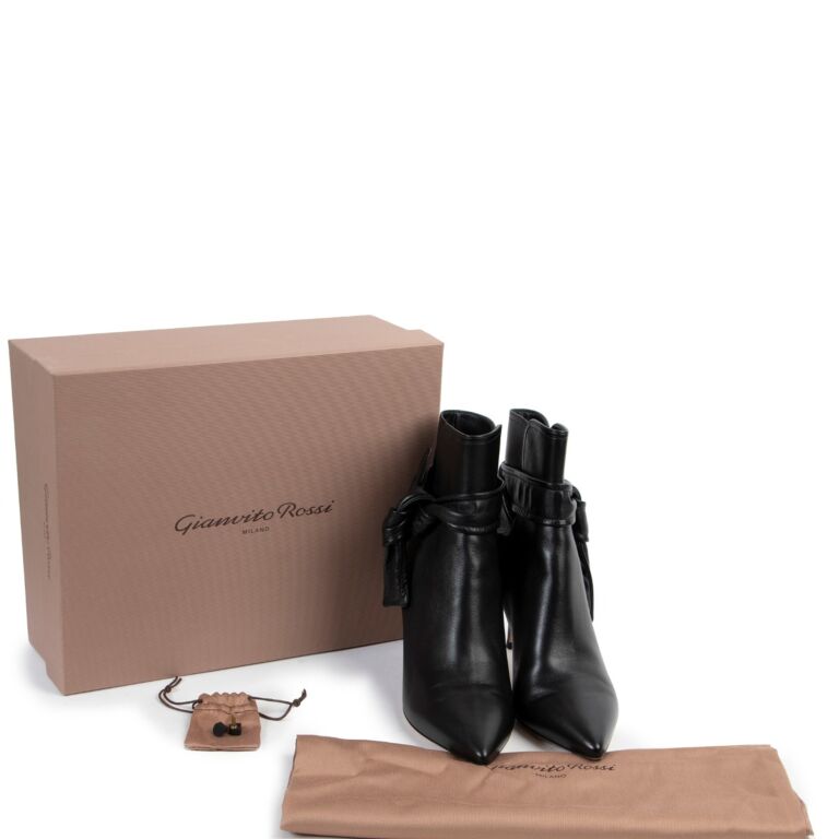Gianvito rossi black suede boots top