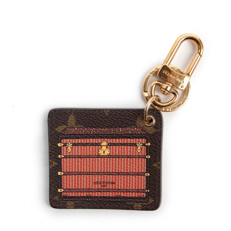 LOUIS VUITTON M KEYCHAIN66967 ILLUSTRATED TRUNK TRUNK LIMITED