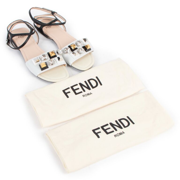 Fendi discount strap sandals