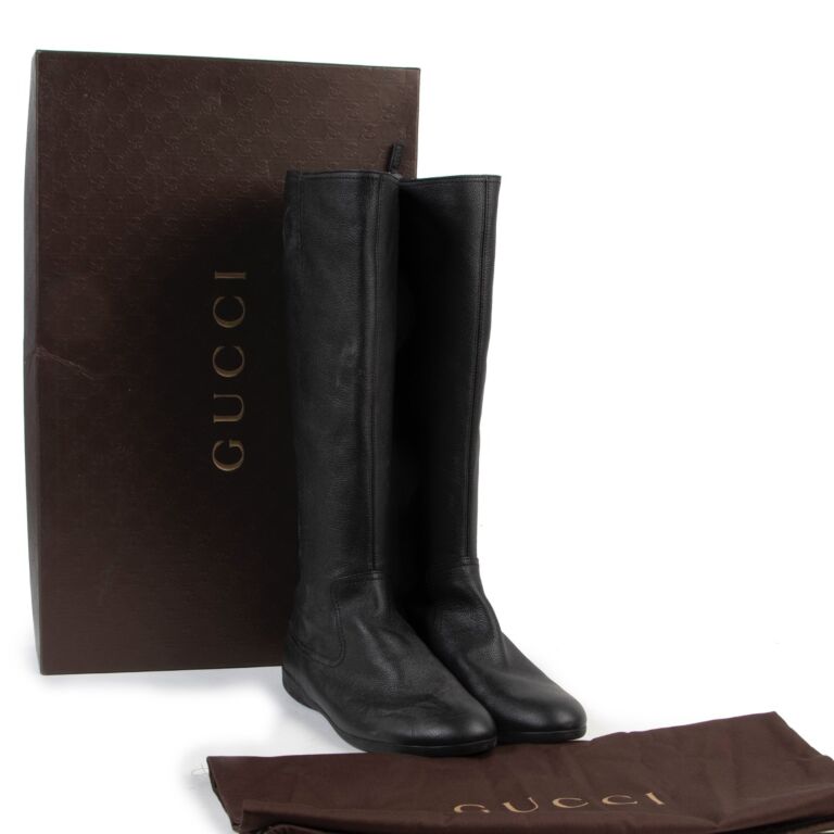 Gucci discount boots flat