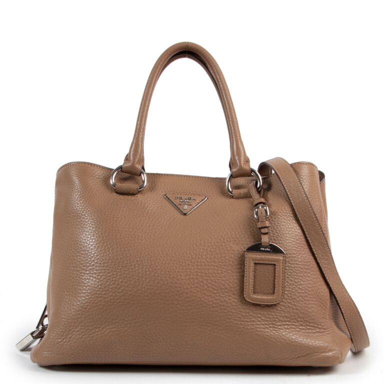 Daino medium leather tote bag 2025