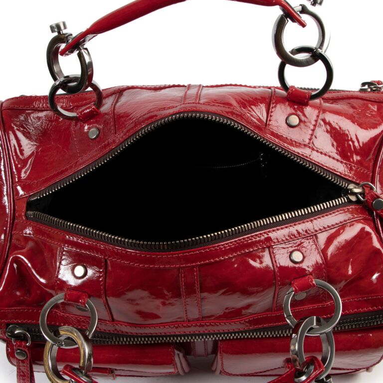 Red patent leather tote outlet