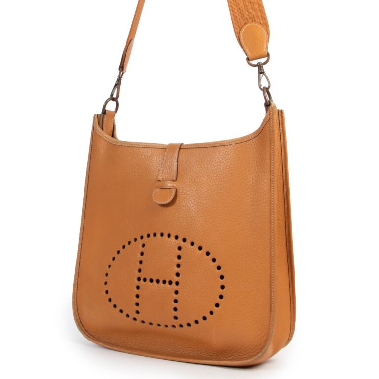 *大人気♪収納力抜群*【HERMES】Evelyne 33 ショルダー HERMES（エルメス）- Evelyne III 33（エヴリン）ゴールド