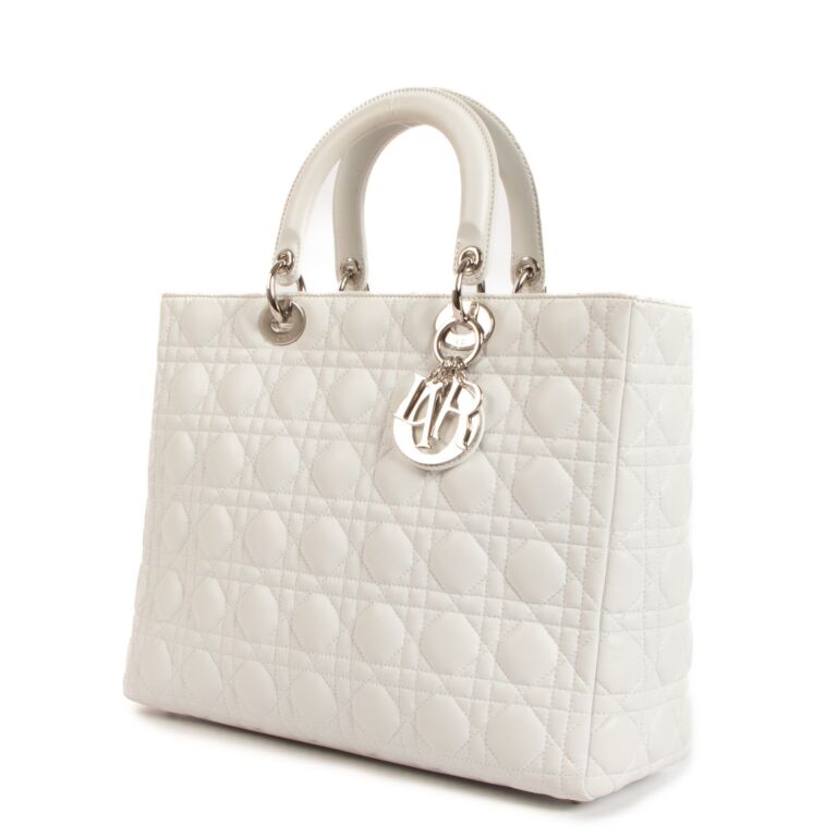 Large lady hotsell dior lambskin bag