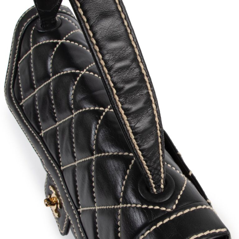 Chanel clearance bag stitching