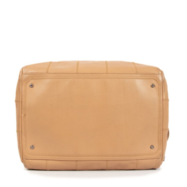 Chanel Square Quilt LAX Bowler Bag - Grey Shoulder Bags, Handbags -  CHA935688