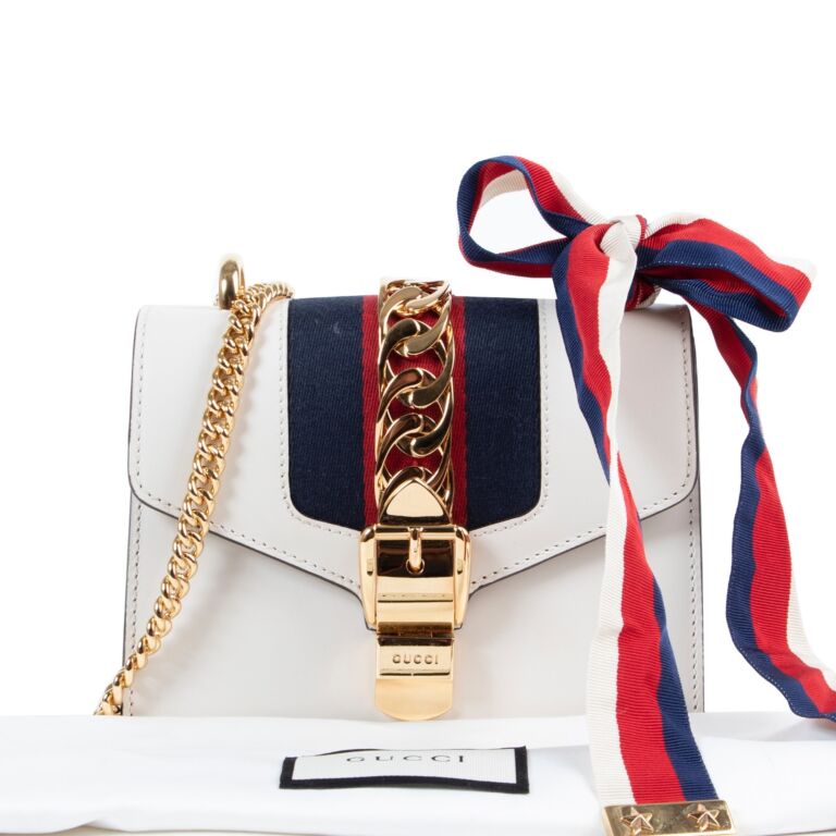 Gucci White Sylvie Mini Crossbody Bag ○ Labellov ○ Buy and Sell