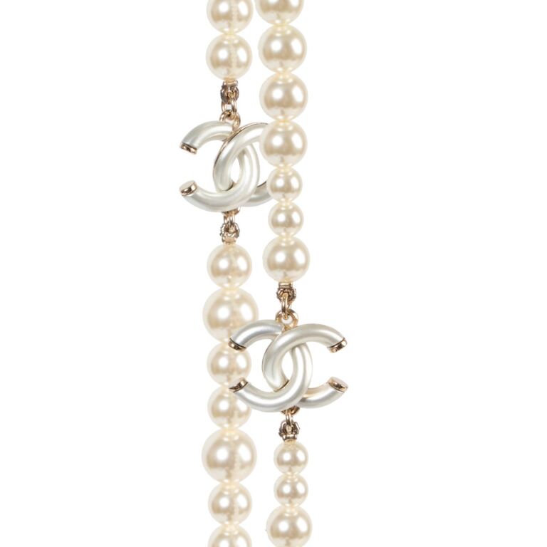 Chanel RARE Pearl Embellished CC Necklace Long Limited Edition | My Site