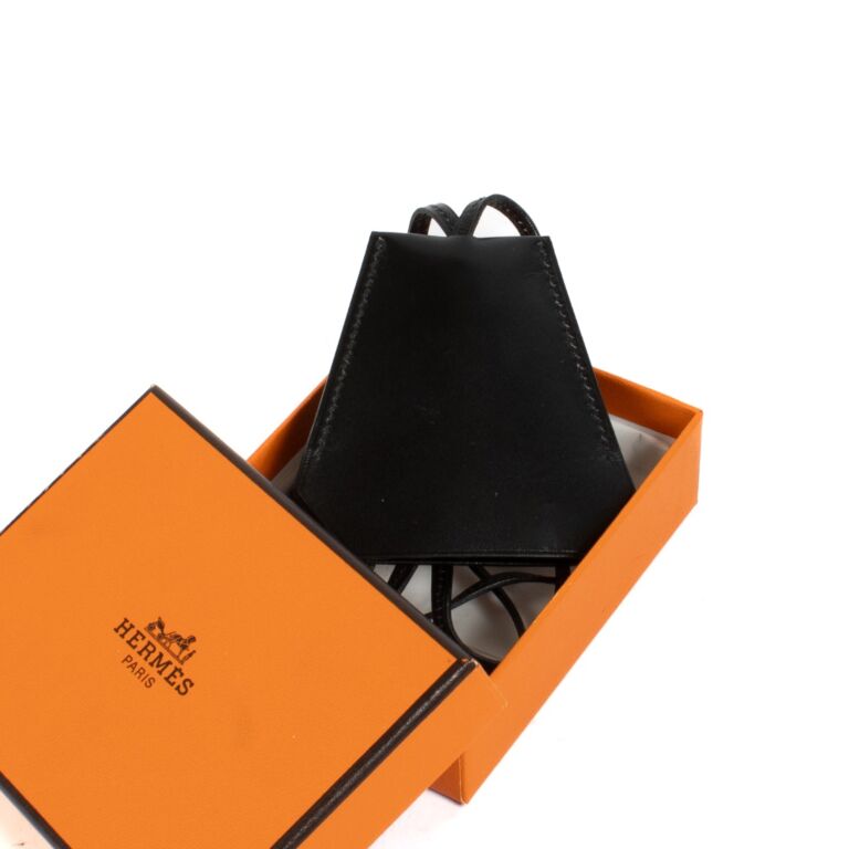 商品画像：Hermes Margiela Period Api Gm Leather Bracelet Bangle From 4
