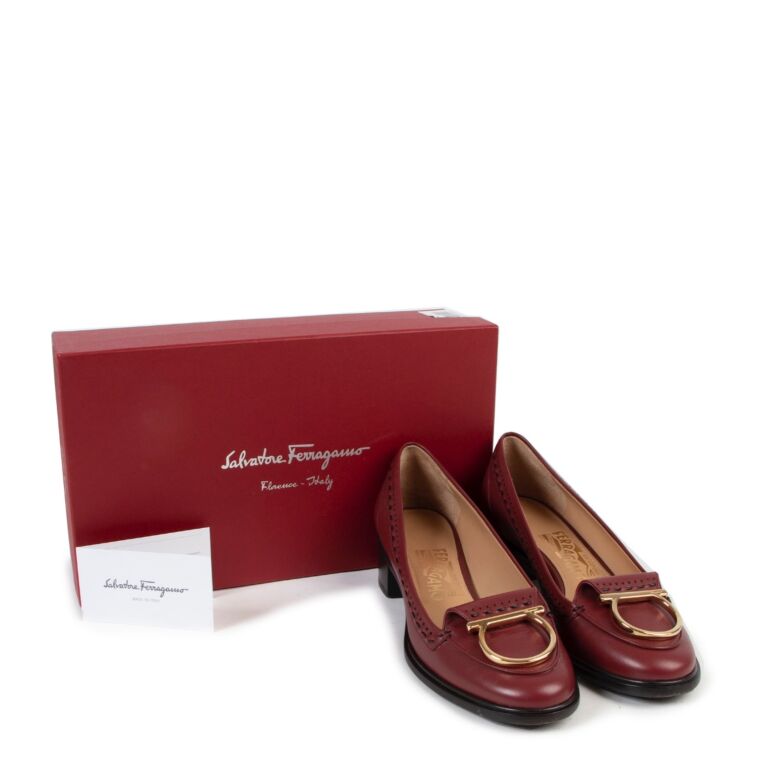 Burgundy ferragamo loafers store