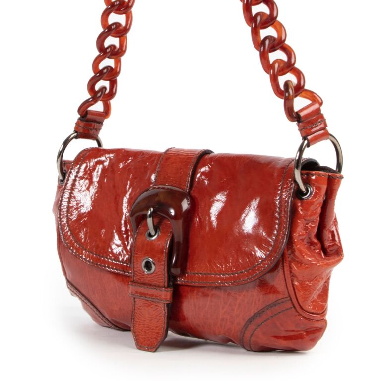 Red patent leather clutch discount purse