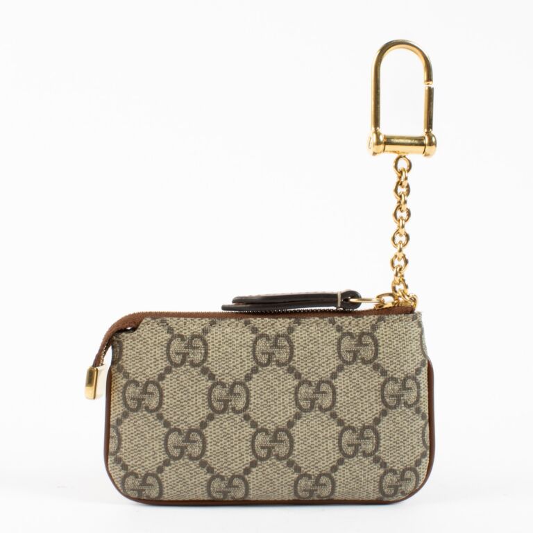 Gucci GG Supreme Key Case ○ Labellov ○ Buy and Sell