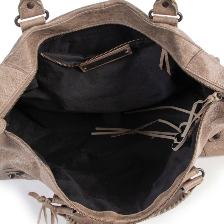 専用　balenciaga wool leather boston bag Balenciaga Black Arena Leather Giant Polly Boston Bag