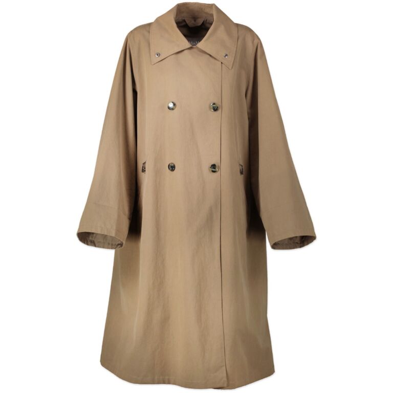 Max mara rainwear store
