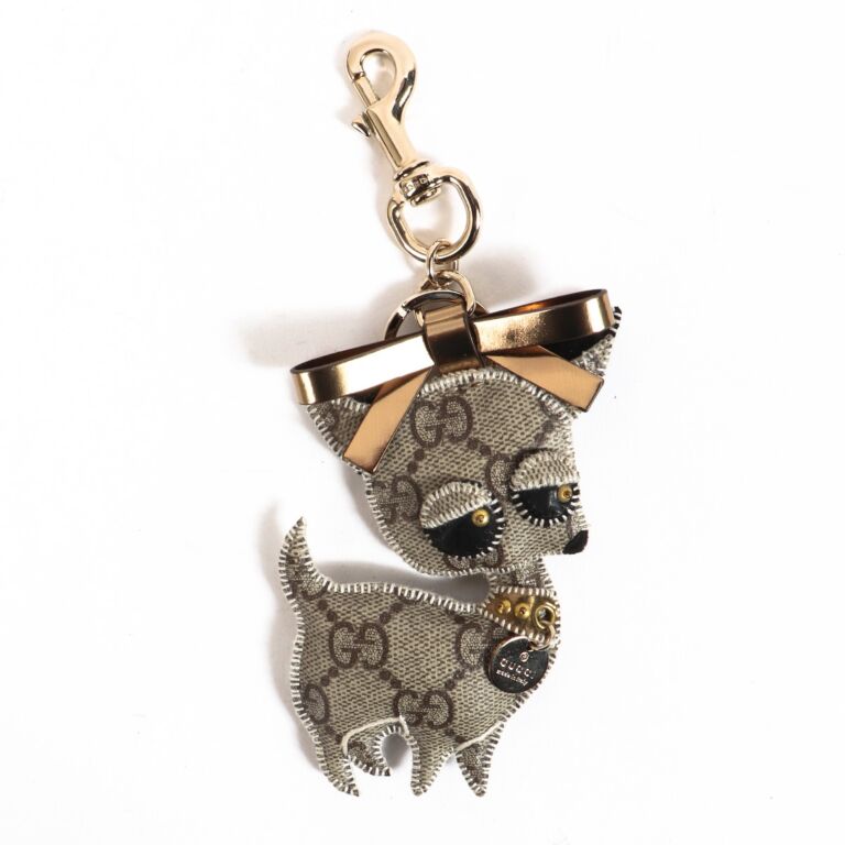 Gucci GG Supreme Guccioli Brando Chihuahua Keychain Charm