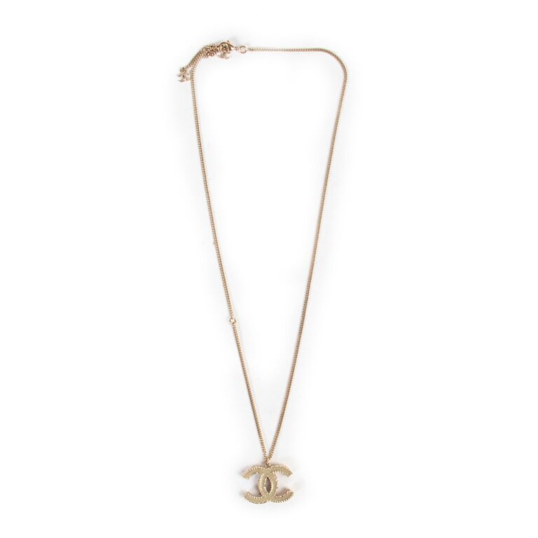 Vintage Chanel Gold Plated Triple Interlocking CC Necklace – Madison Avenue  Couture