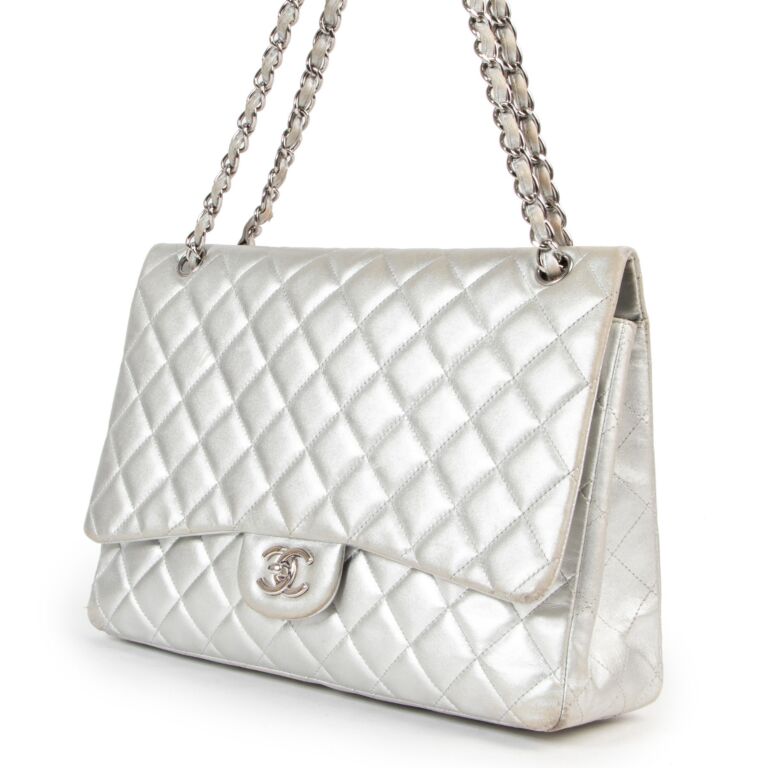Chanel Silver Lambskin Maxi Classic Flap Bag ○ Labellov ○ Buy