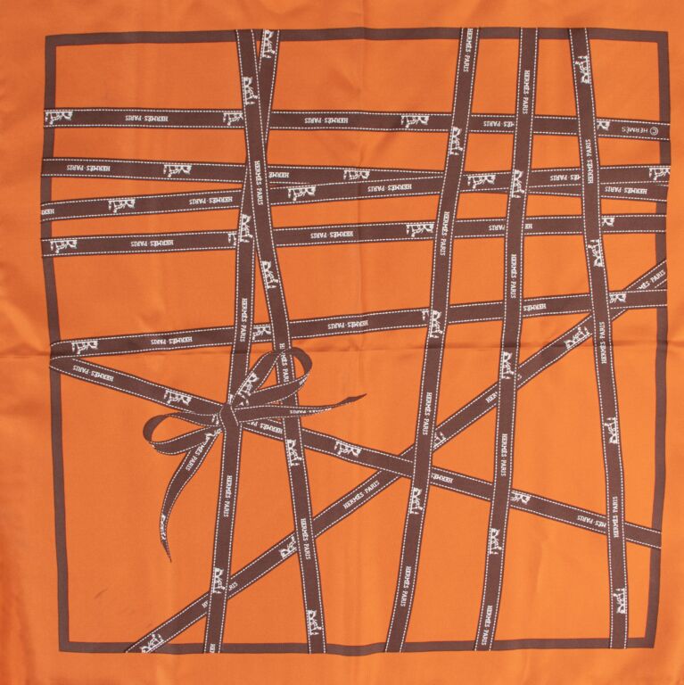 HERMES ストール Ikat Camoufle stole 直営店ラッピング HERMES スカーフリング Pegase scarf ring 直営店ラッピング