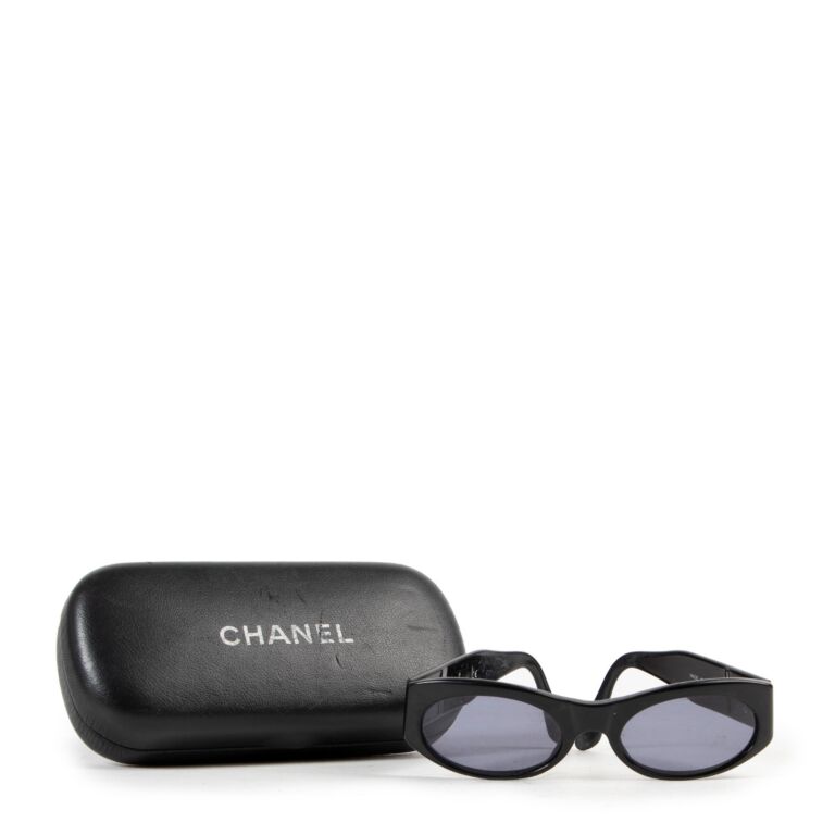 Chanel  Black  Gold 4195Q Aviator Sunglasses  VSP Consignment