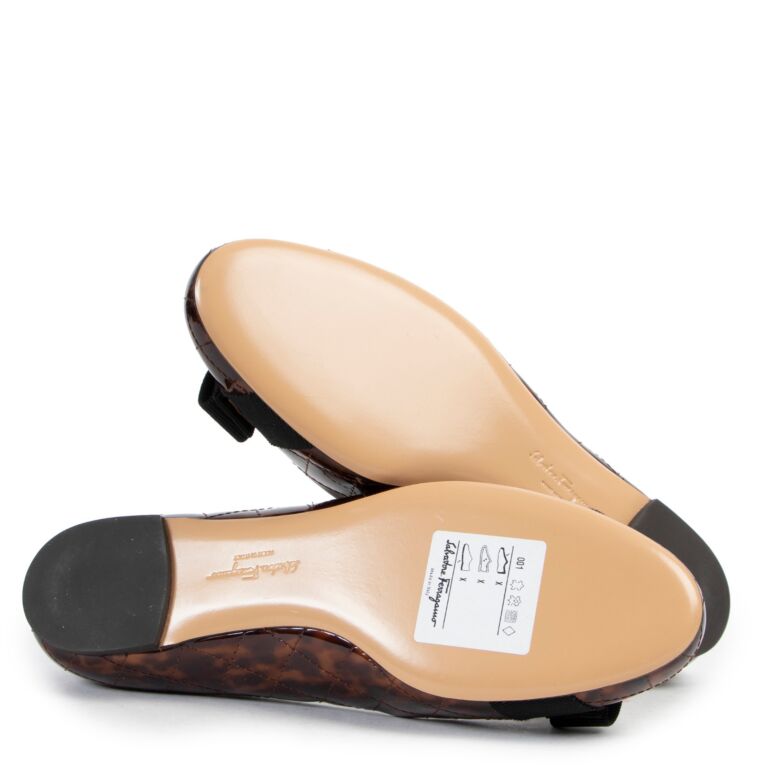 Salvatore Ferragamo Tortoise Brown Vernis Quilted Flats size