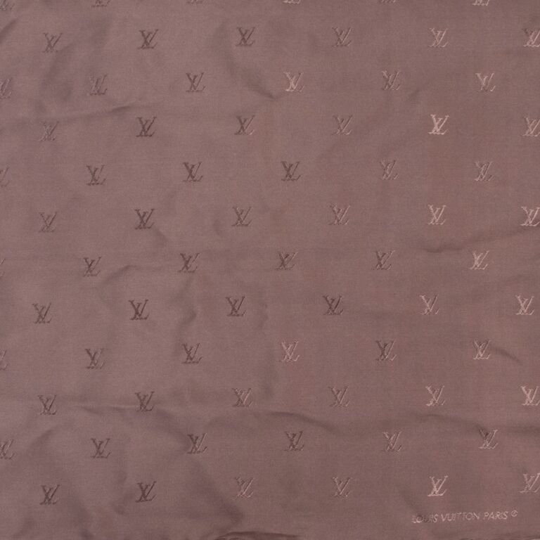 Louis Vuitton Three Pocket Squares ○ Labellov ○ Buy and Sell