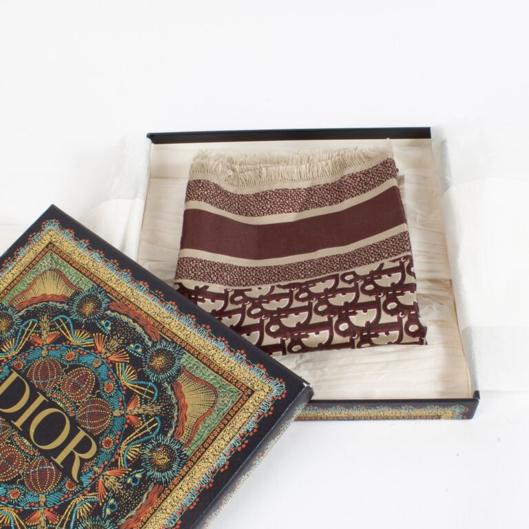 Christian Dior バーガンディ スカーフ Christian Dior Oblique 70 Burgundy Scarf ○ Labellov ○ Buy