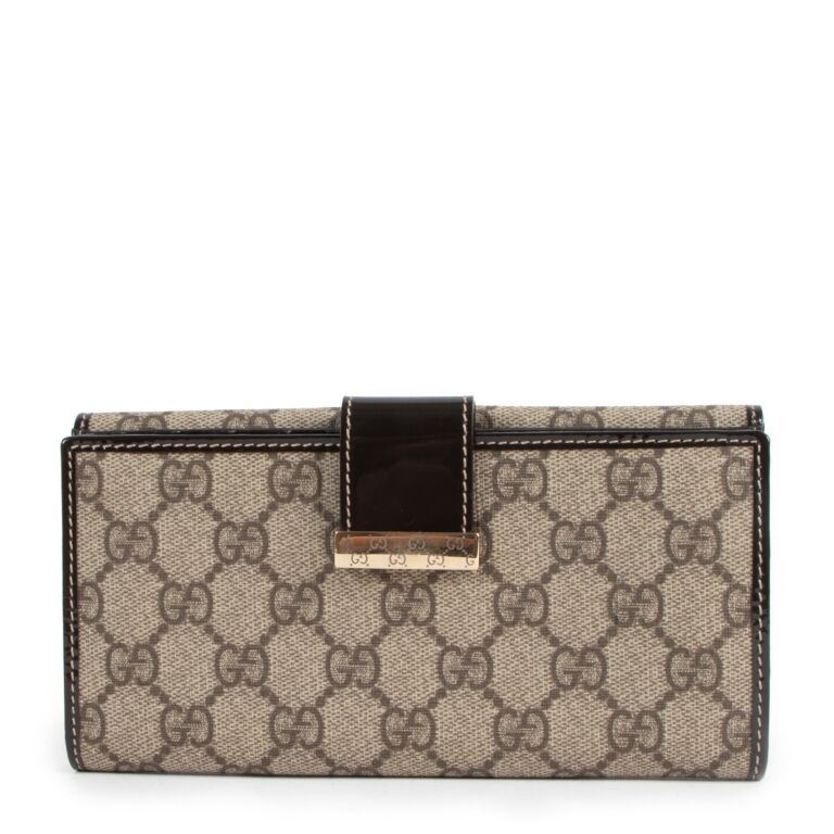 Buy supreme wallet hot sale