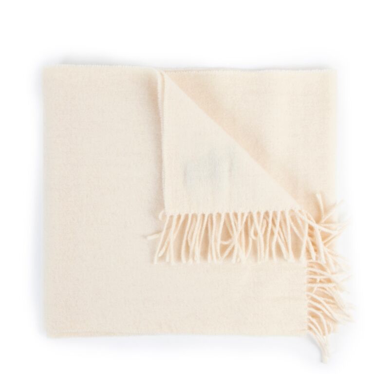 Burberry white deals cashmere scarf