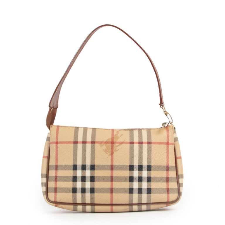 Burberry clutch bag sale 2025