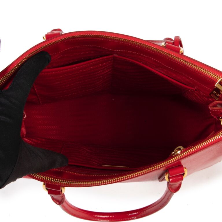 PRADA Promenade Small Saffiano Patent Leather Shoulder Bag Red