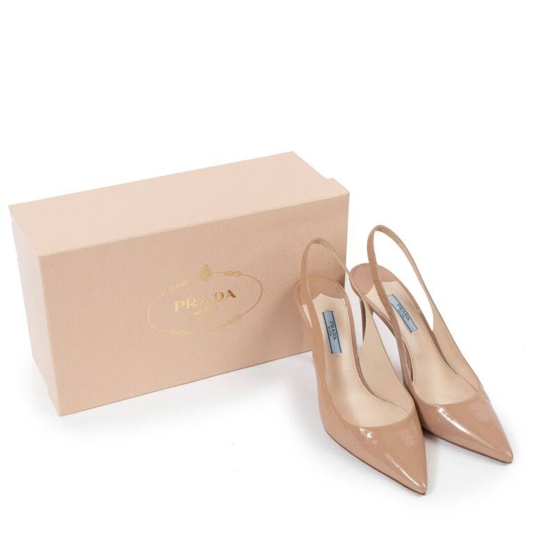 【関税&送料込】Prada Decollete Slingback In Vernice Prada Vernice Leather Slingback Pumps | Neiman Marcus