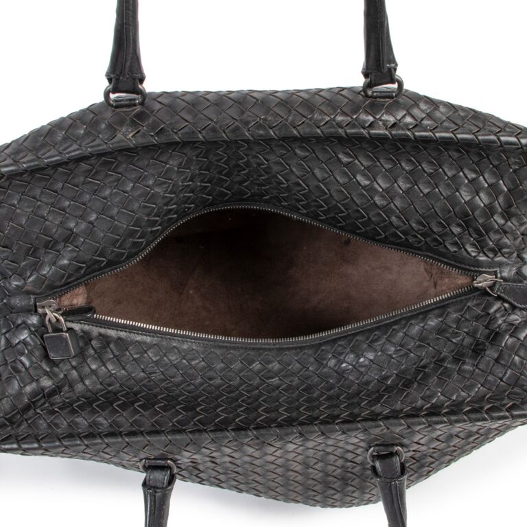 Duffle Bag - Black with Braided Handles, Authentic Vintage – Vintage Boho  Bags