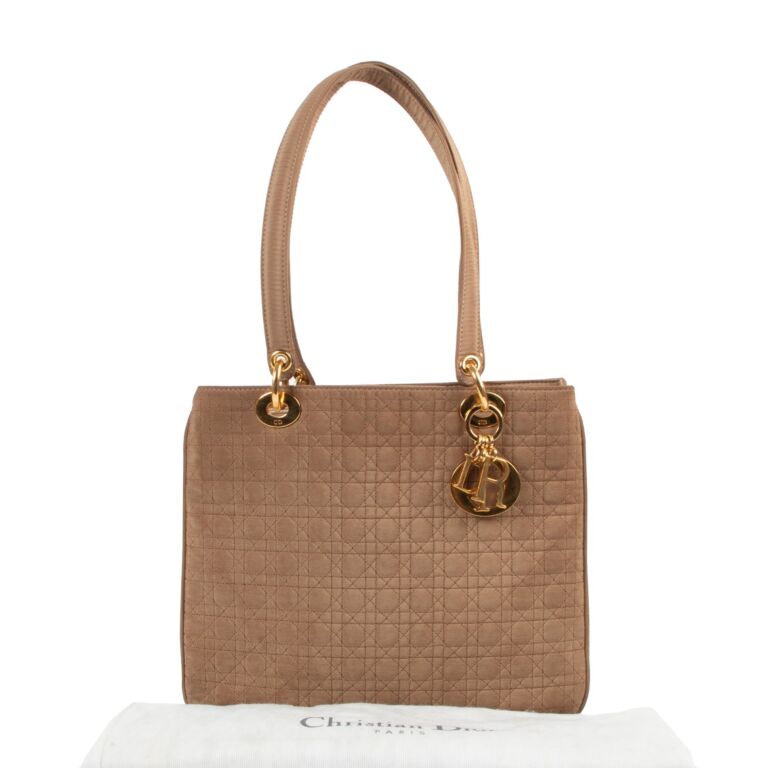 Christian Dior Beige Shoulder bag Labellov Buy and Sell