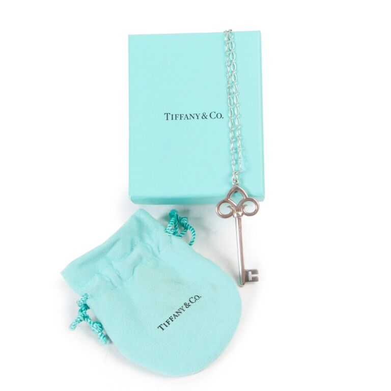 Tiffany silver key store necklace