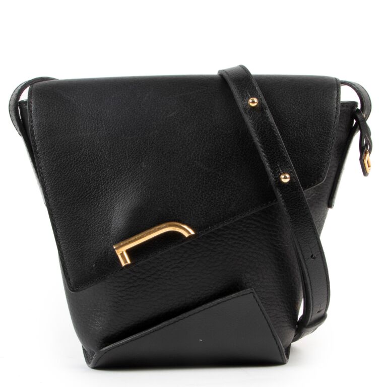 Delvaux Black Enveloppe Crossbody Labellov Buy and Sell Authentic Luxury