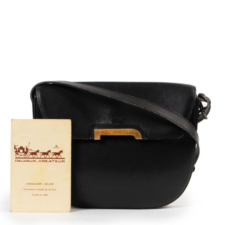Louis Vuitton Black Lockme Crossbody Bag ○ Labellov ○ Buy and