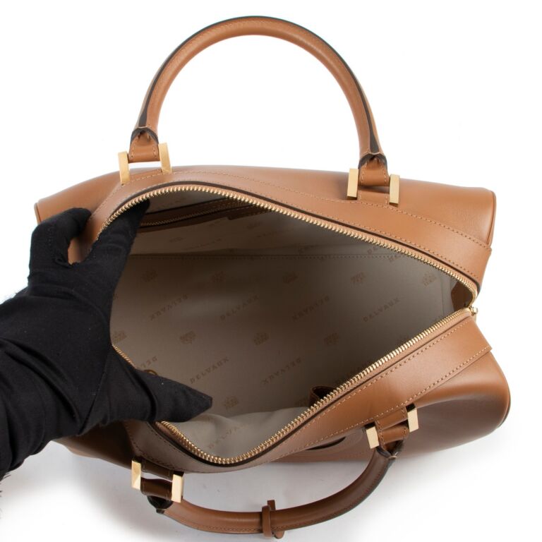 delvauxデルヴォー　ルイーズ　ボストンハンドショルダーバッグ Delvaux Le Louise Boston Top Handle Bag ○ Labellov ○ Buy and