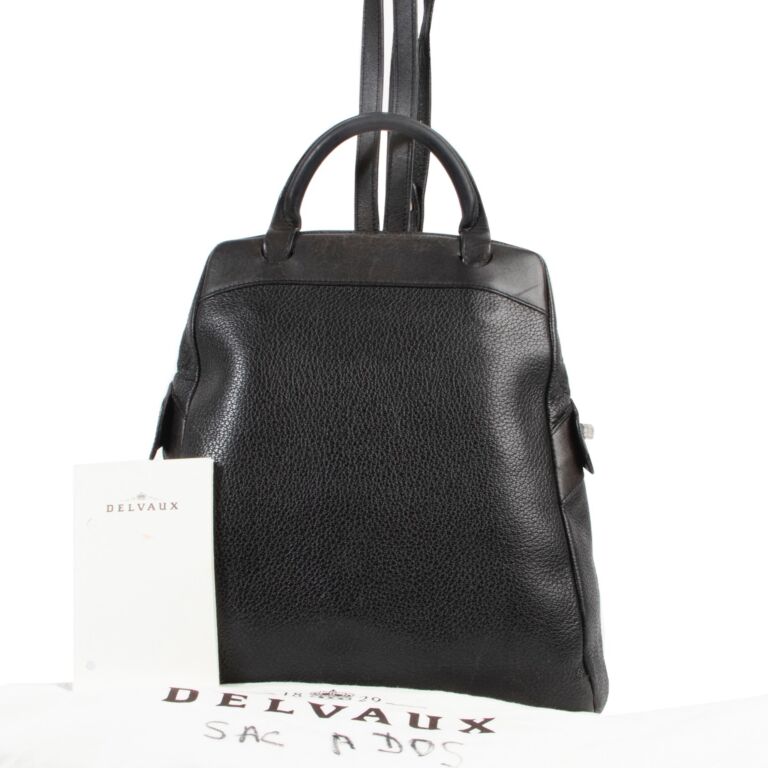 X 上的jsy fashion：「150519 Incheon Airport DELVAUX: Tempête GM Satchel Bag  (Black), $7.100  #JessicaJung #sicasairportfashion   / X