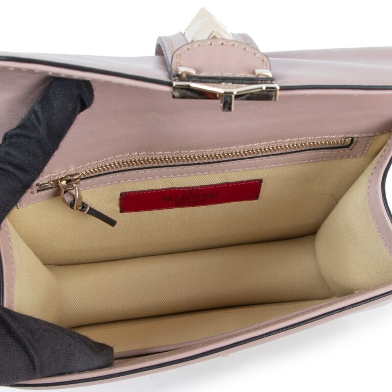 Glam lock leather crossbody bag Valentino Garavani Pink in Leather -  27989612