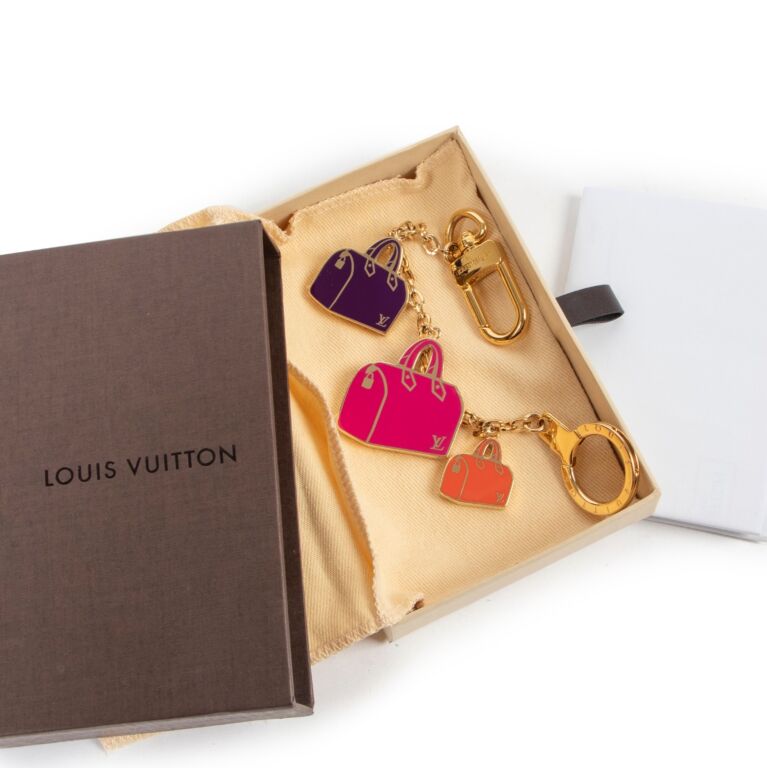 Louis Vuitton Multicolor My Lockme Chain Bag ○ Labellov ○ Buy and Sell  Authentic Luxury