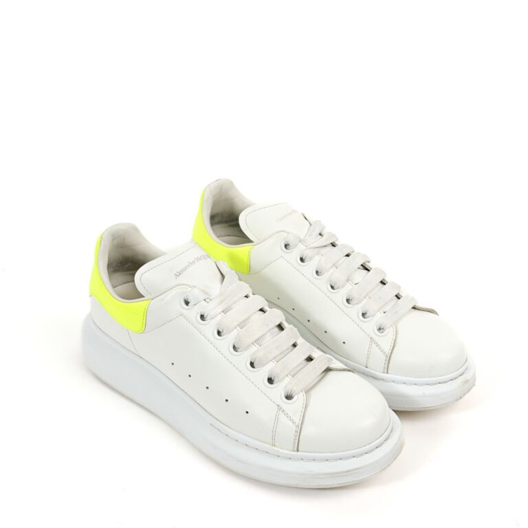 Alexander mcqueen 2025 sneakers fluo