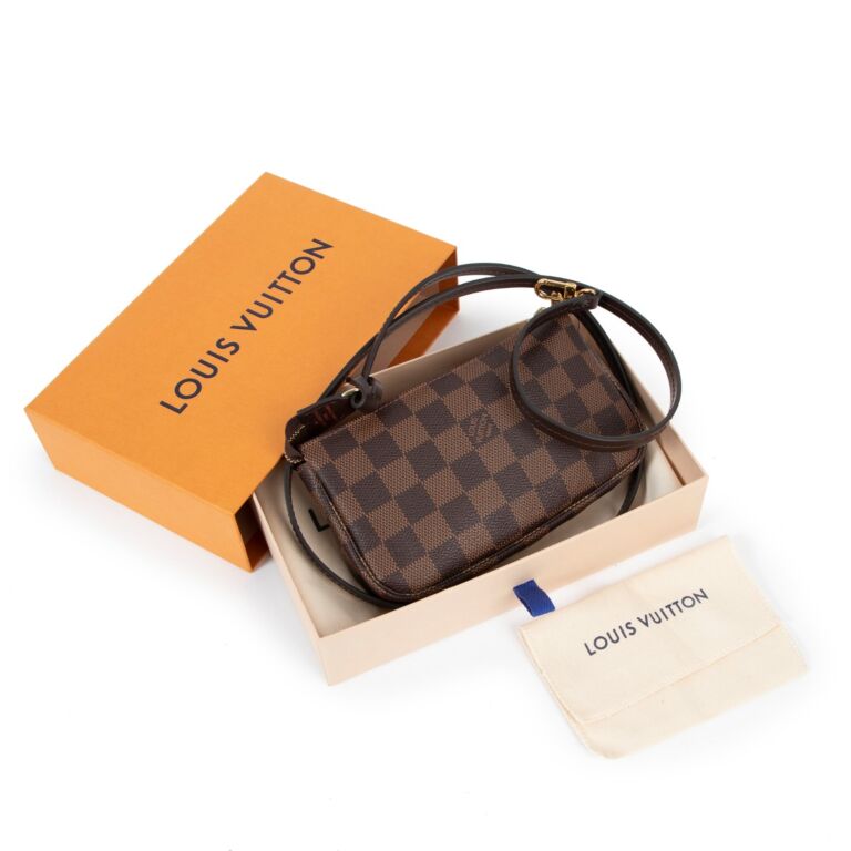 Louis Vuitton Damier Ebene Bucket Pochette