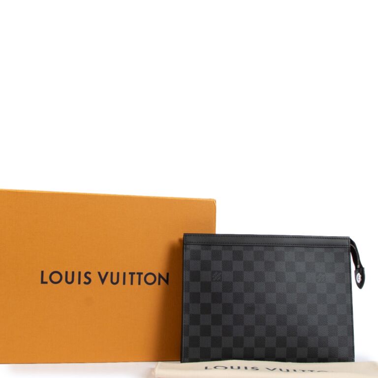 Louis Vuitton Pochette Voyage Damier Graphite Map MM Grey/Black in Coated  Canvas with Silver-tone - FR