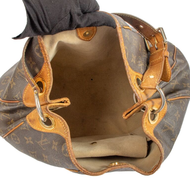 Louis Vuitton Monogram Galliera Pm Shoulder Bag in Brown